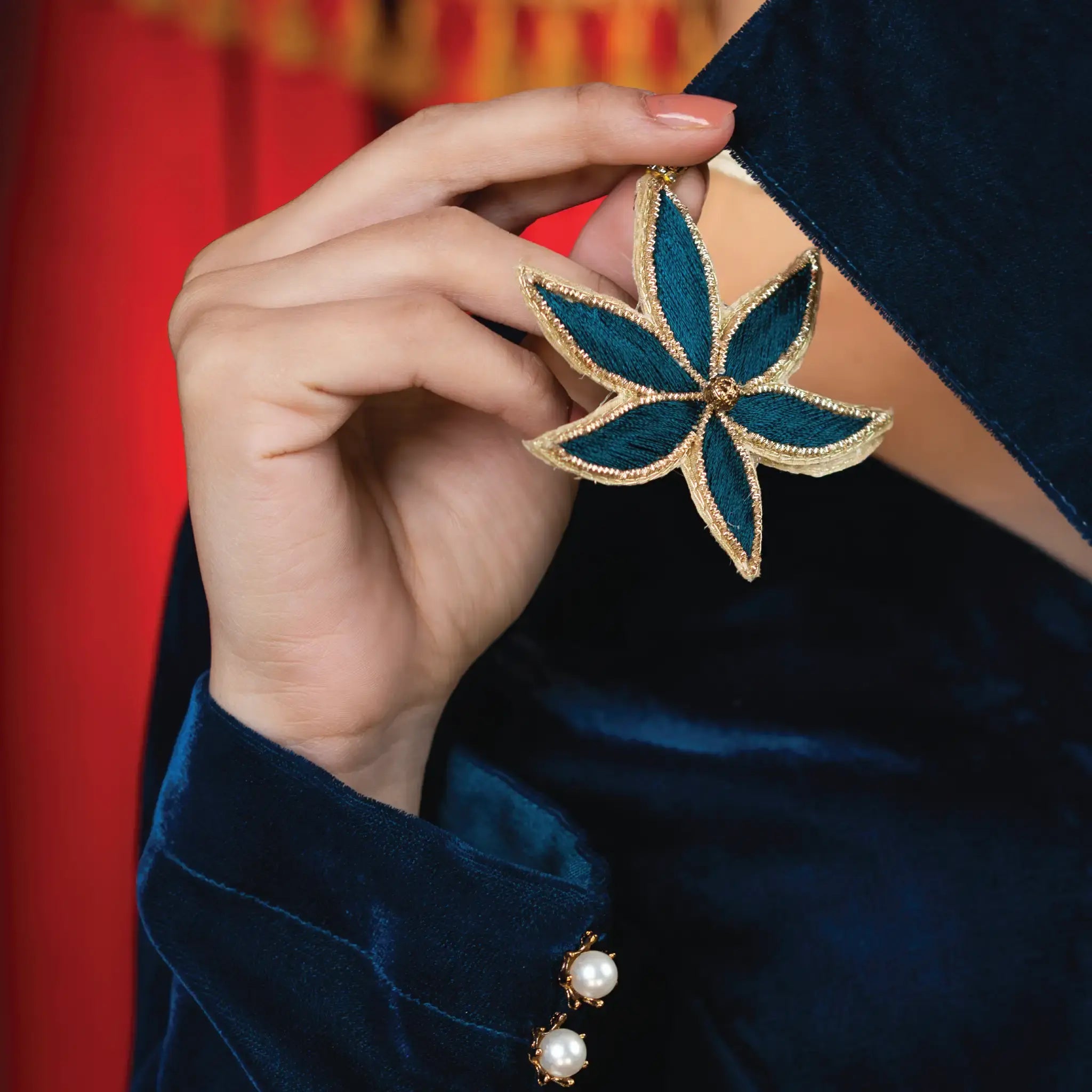 Royale — The Velvet Affair